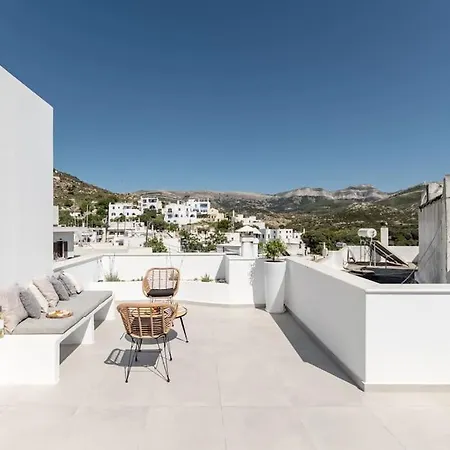 Apartament Saronada Kinitharos