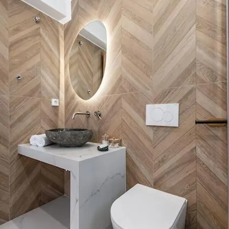 Saronada * Kinitharos