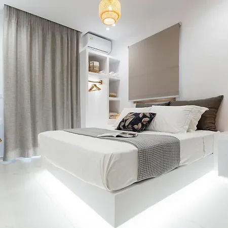 Saronada * Kinitharos