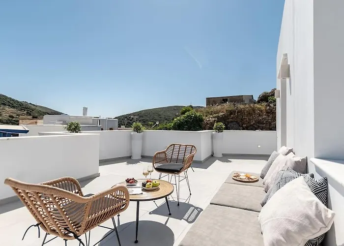 Apartament Saronada *