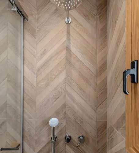 Saronada Daire Kinitharos